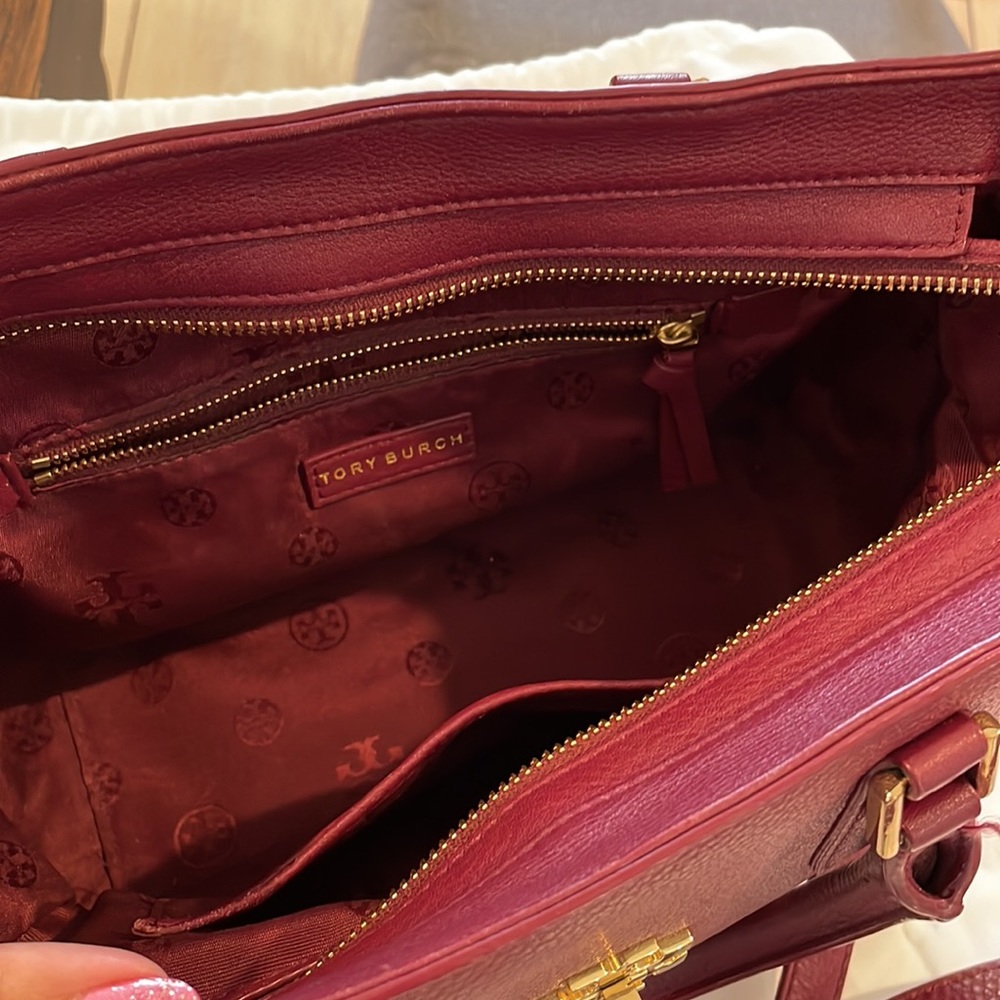 Tory Burch Leather Purse 👛 - Picture 4 of 14